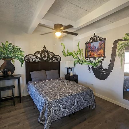 Riverboat Inn & Suites Мэдисон Экстерьер фото