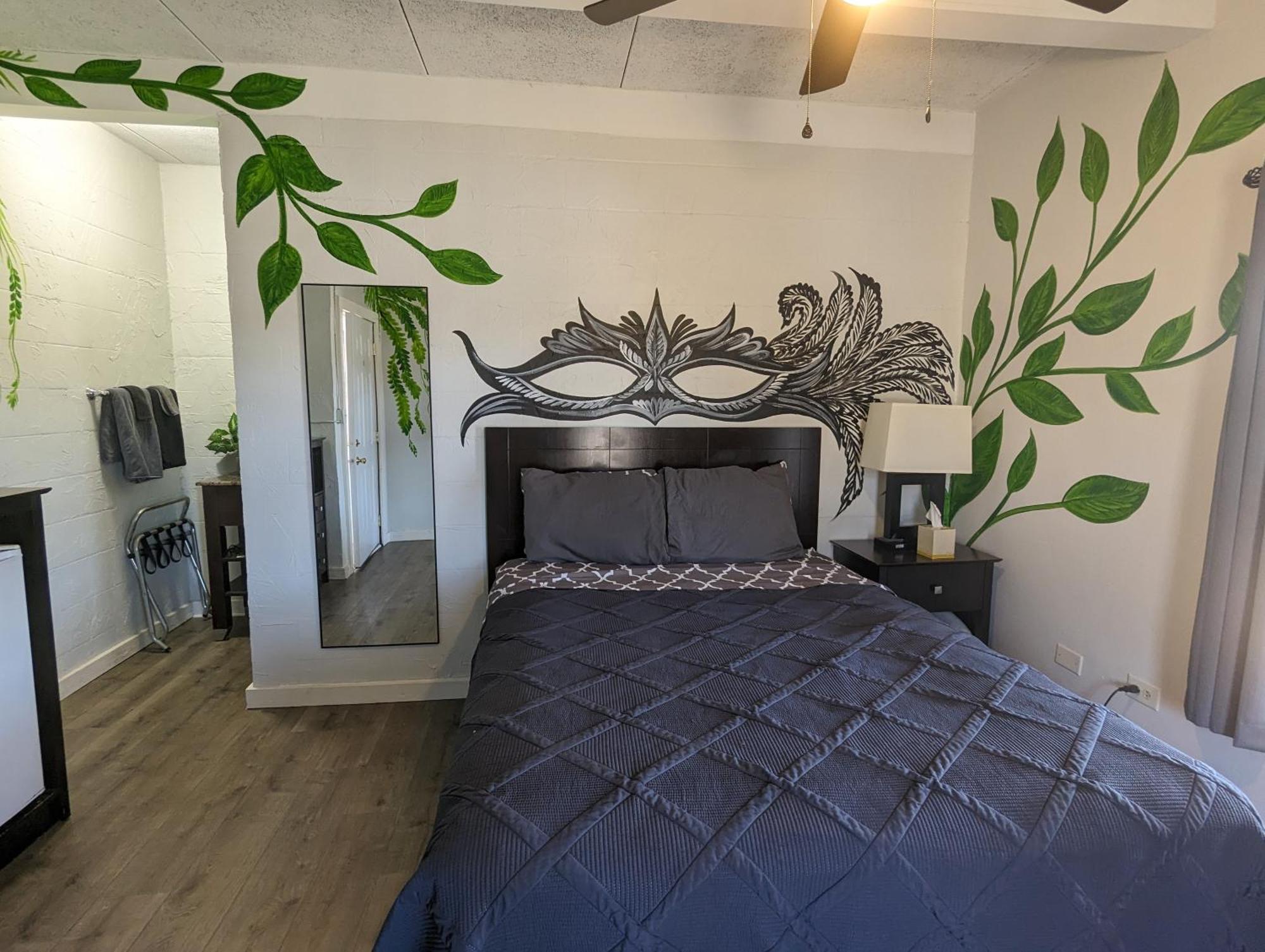 Riverboat Inn & Suites Мэдисон Экстерьер фото